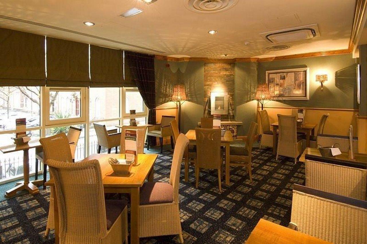 Premier Inn Manchester Central Eksteriør billede