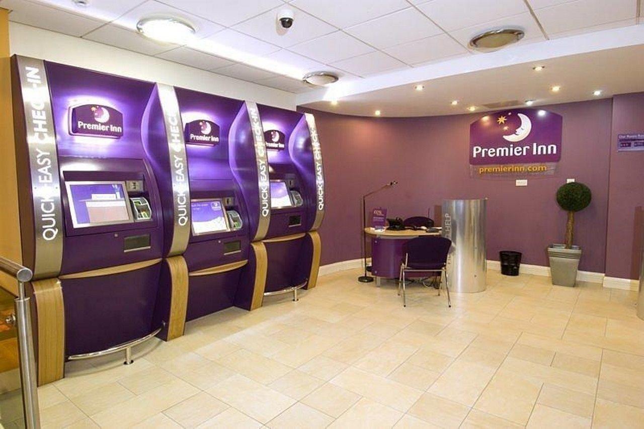 Premier Inn Manchester Central Eksteriør billede