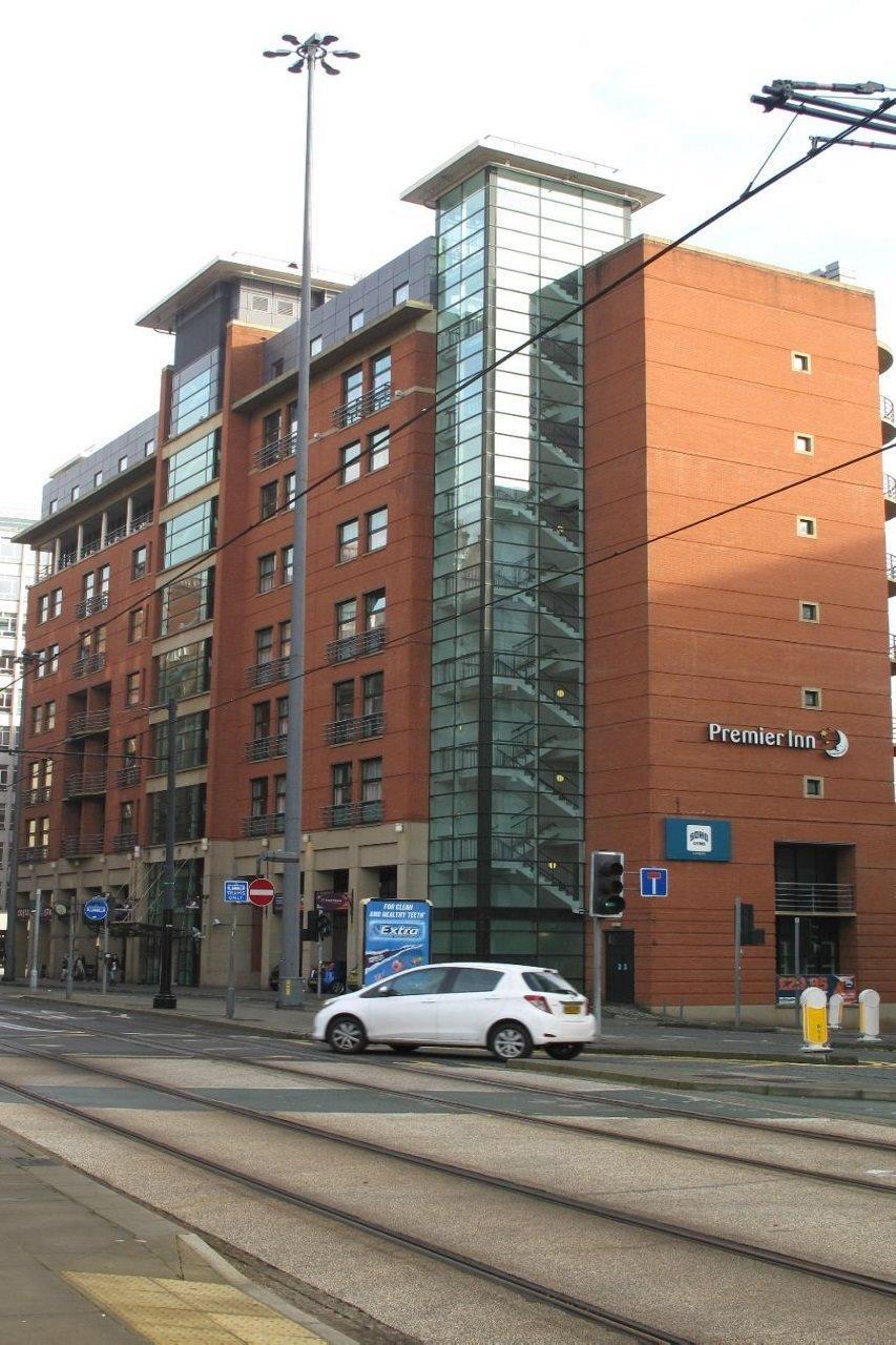 Premier Inn Manchester Central Eksteriør billede